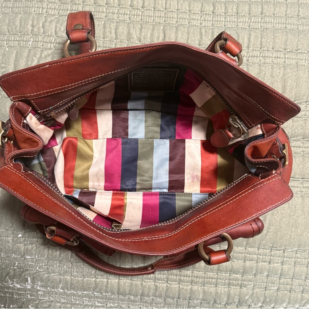 Vintage Coach Mandy Legacy 65th anniversary lining - Picture 4 of 8